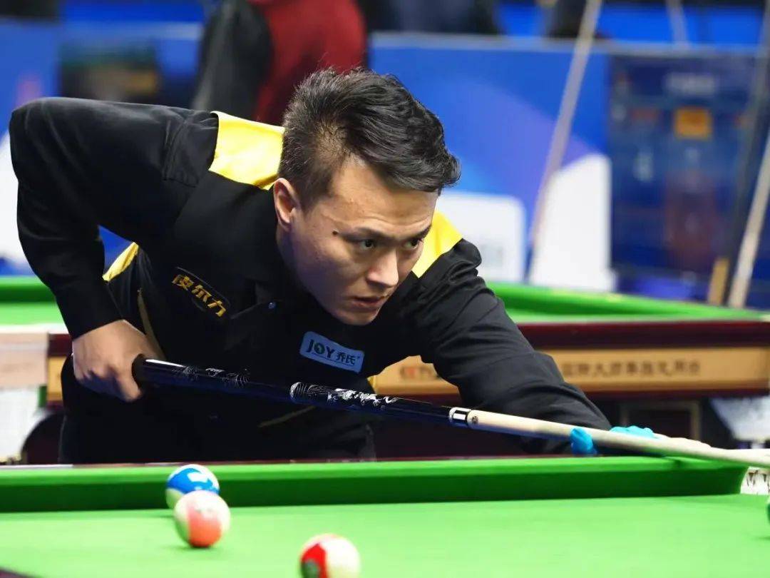 军从首日就 军从首日就