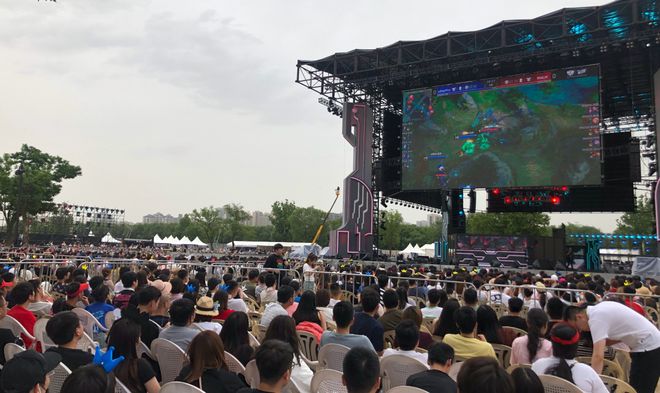 俱乐部应承 俱乐部应承