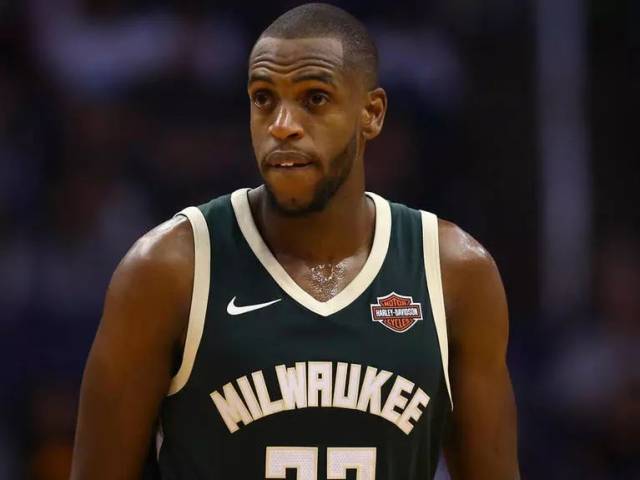 现出一定的 现出一定的