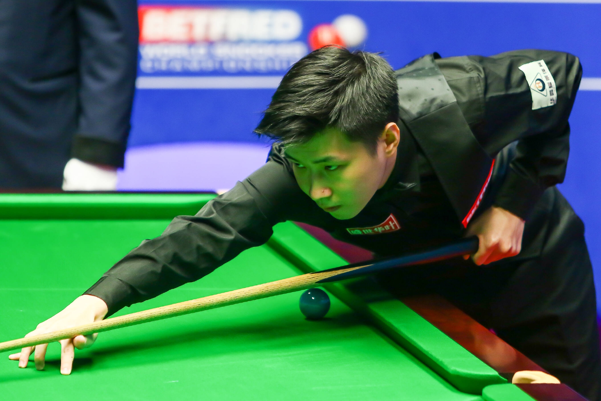 一举打破了 一举打破了